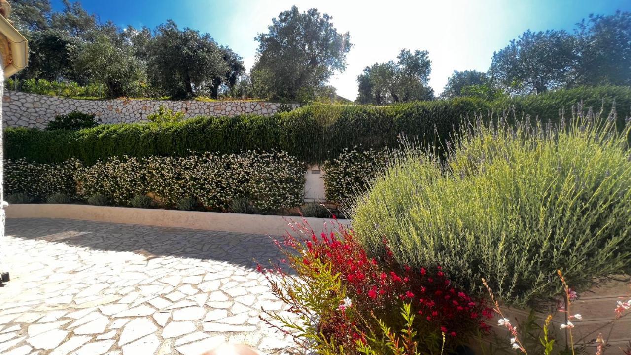 Villa Sania Kassiopi Exterior foto